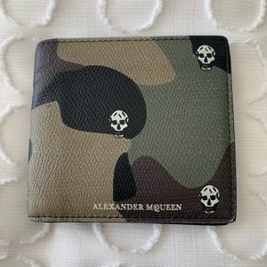 Alexander McQueen camo skull leather bifold wallet